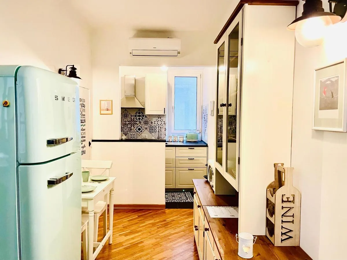Neve 9, La Tua Casa Nel Cuore Di Genova Apartment
